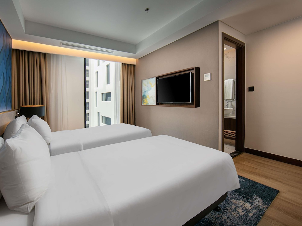 Movenpick Living West Hanoi 52/112