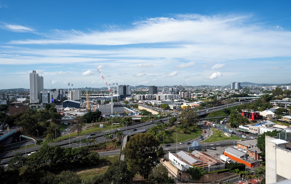 Hotel Diana South Brisbane 36/39