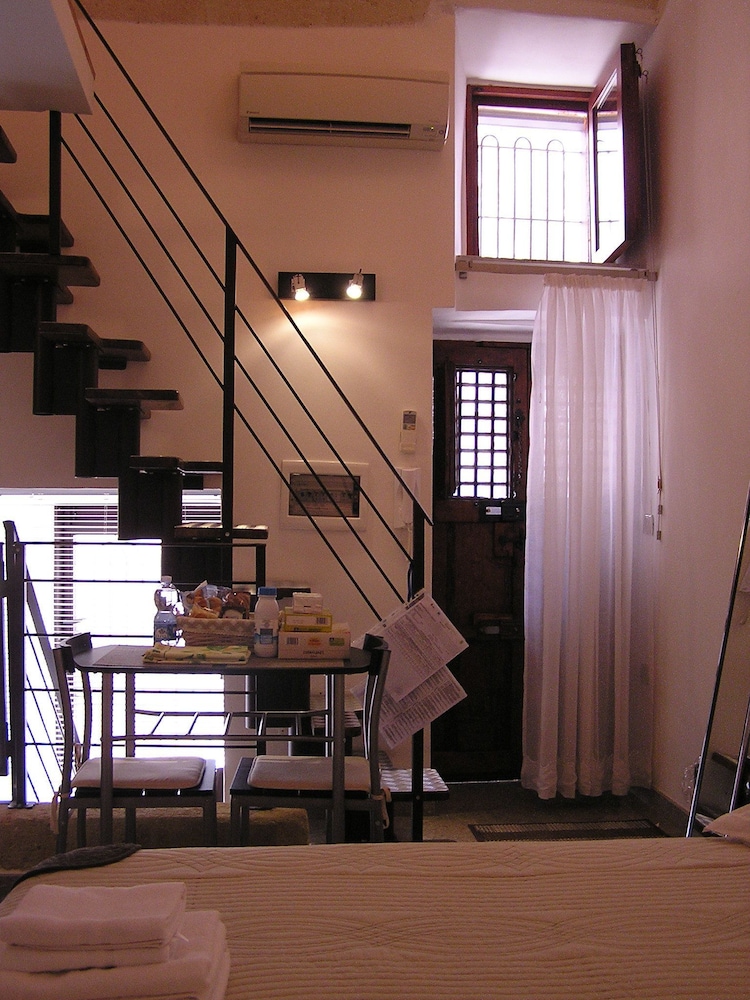 Art Transparent B&B 24/44