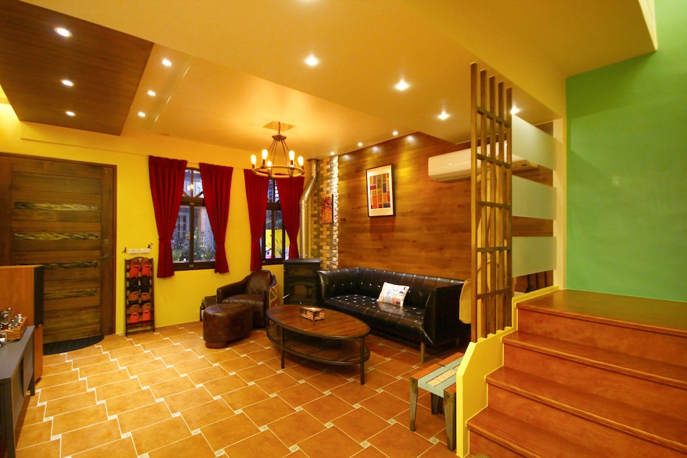 Mystery 13 B&amp;B 27/50