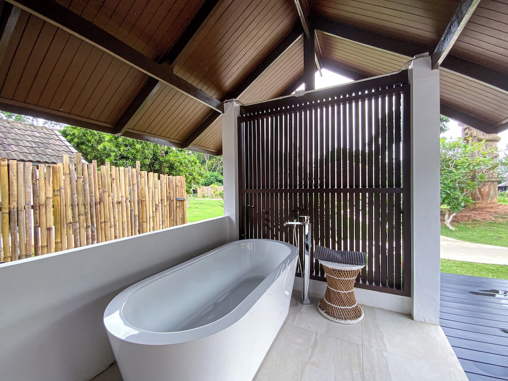 Chumphon Cabana 30/51