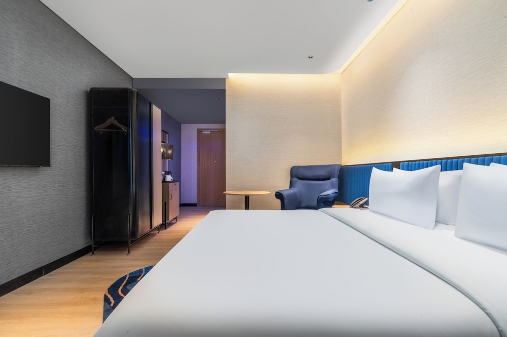 Novotel Jakarta Pulo Mas 8/50