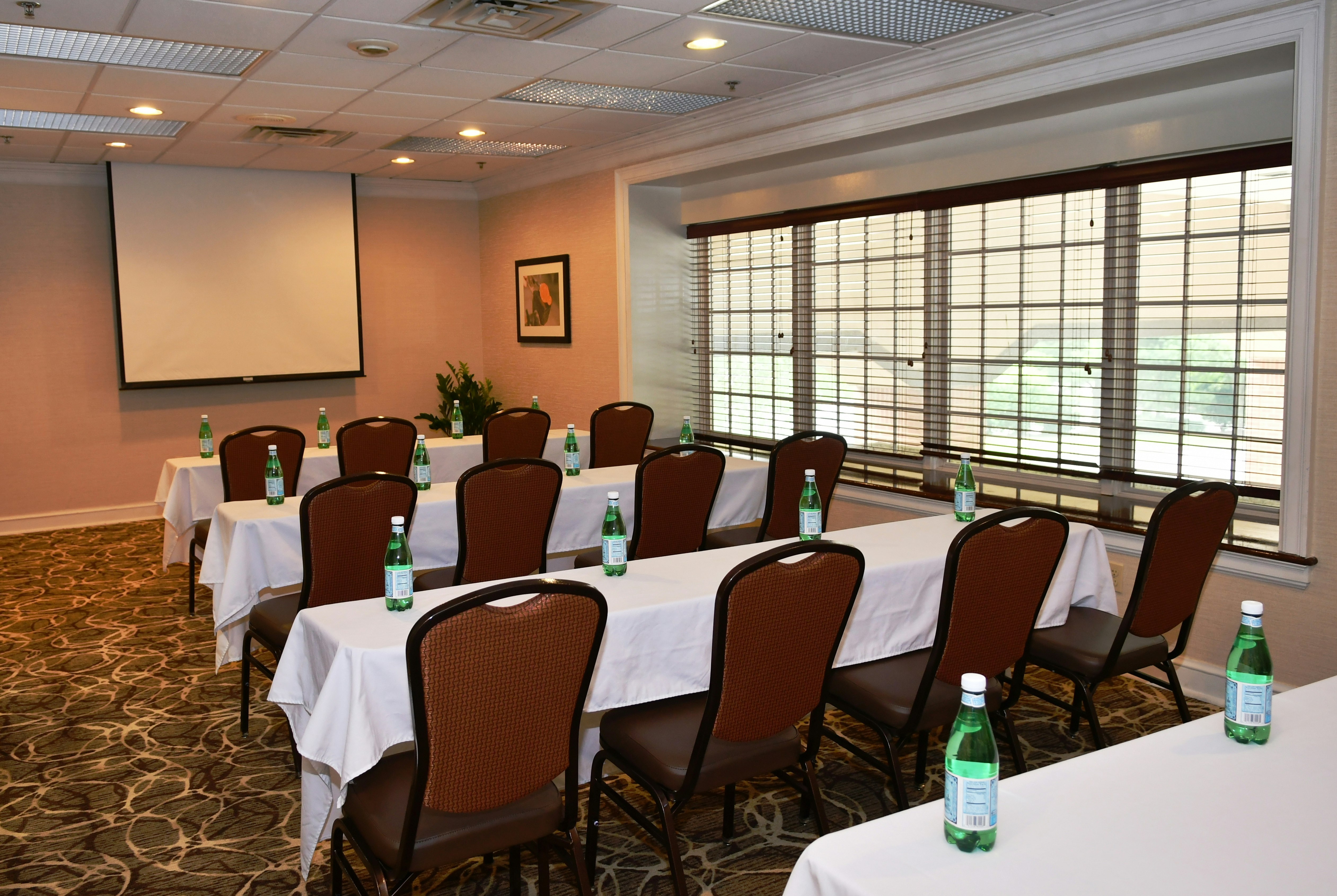 Hampton Inn & Suites Bethlehem 25/32
