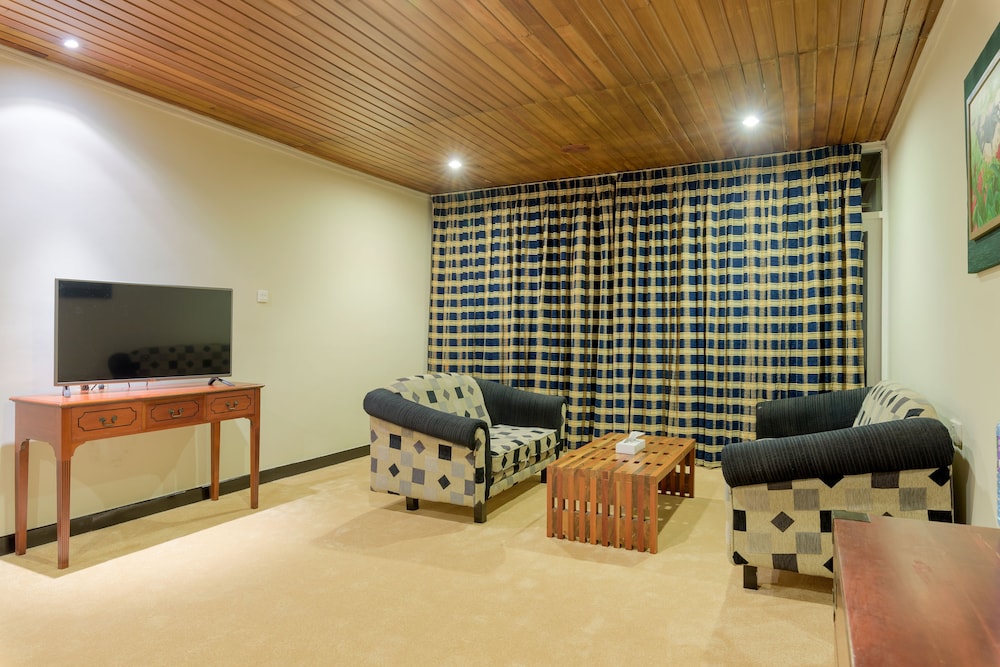 Hunas Falls Hotel Kandy 47/77