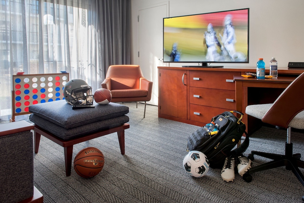 Courtyard By Marriott Annapolis 19/26