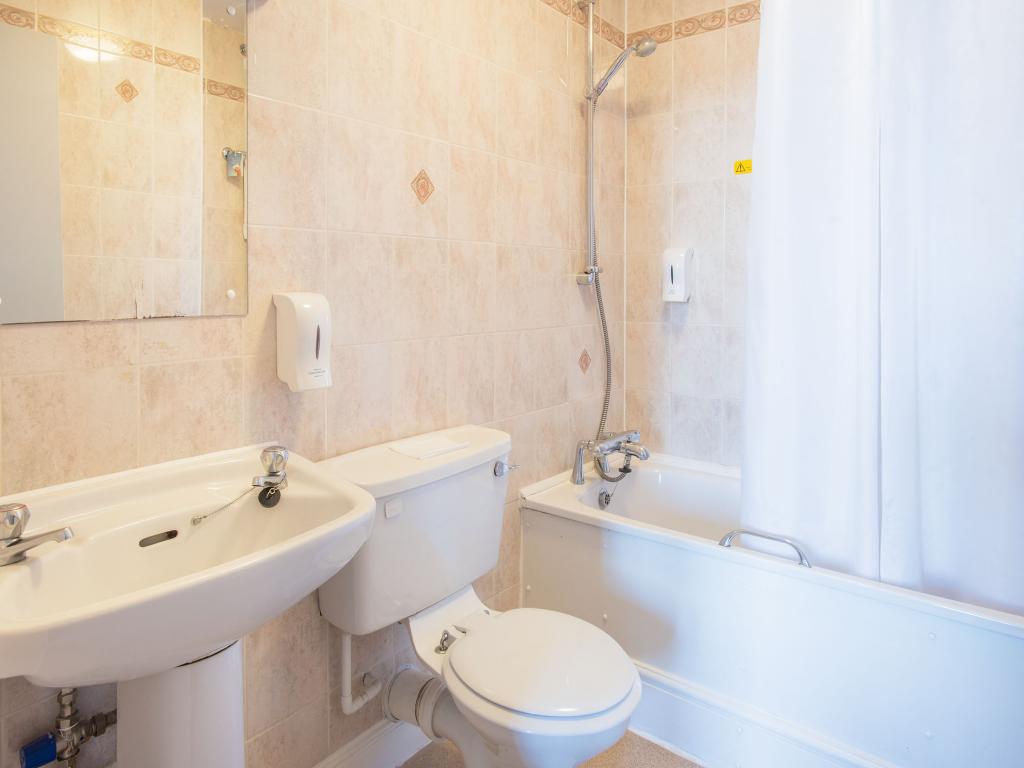 Travelodge Edinburgh Haymarket 36/37