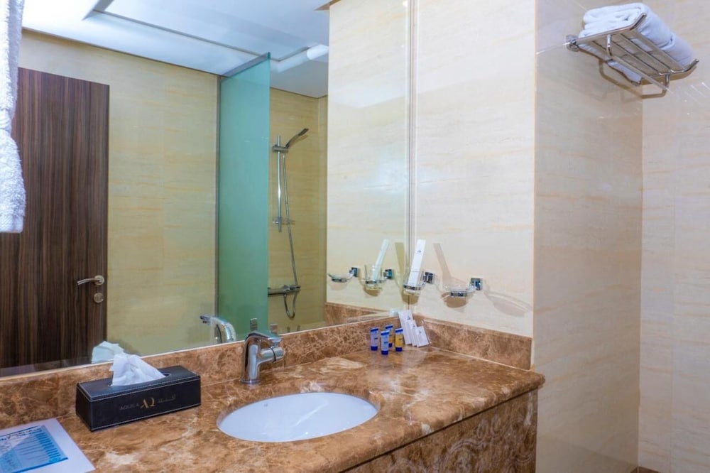 أكيلا جدة الحمراء(Aquila Hotel) 31/32