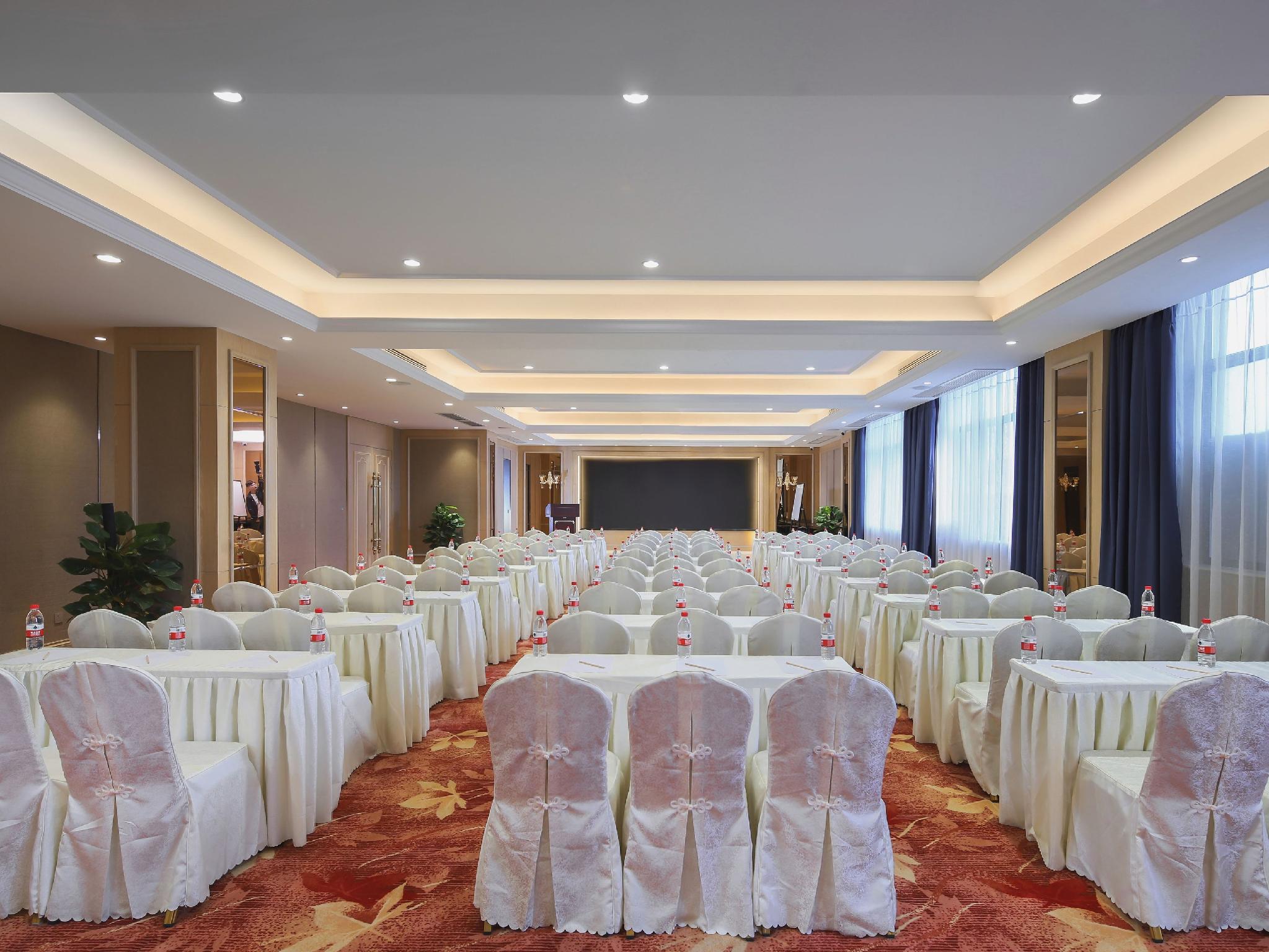 Vienna 3 Best Hotel (Nanchang Qingshan Lake) 24/32