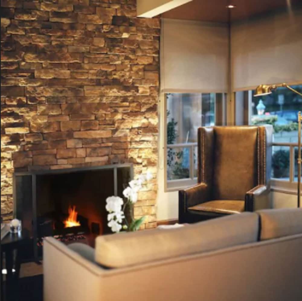 Le Petit Pali Brentwood 8/72
