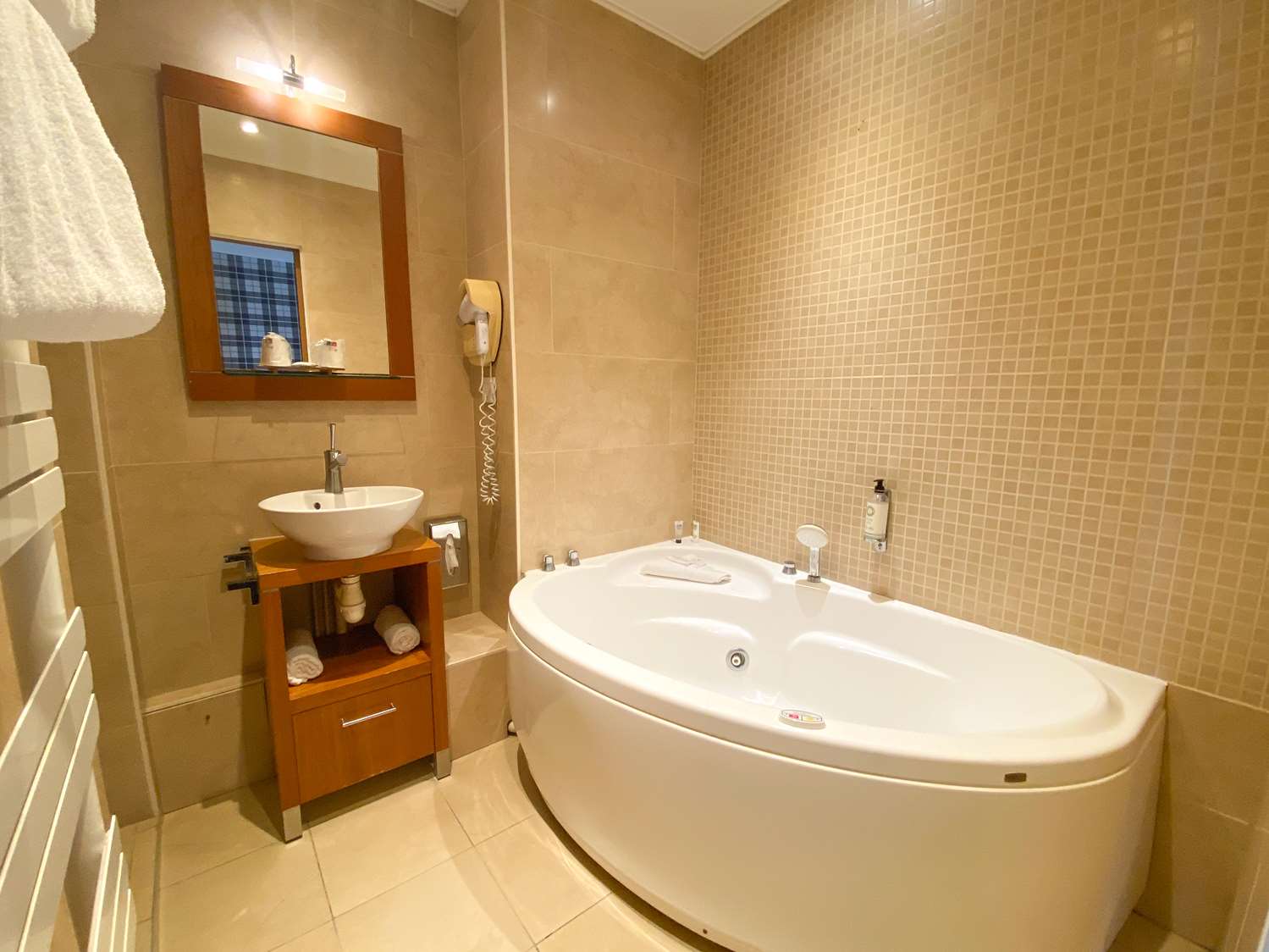 Best Western Le Cheval Blanc 50/54