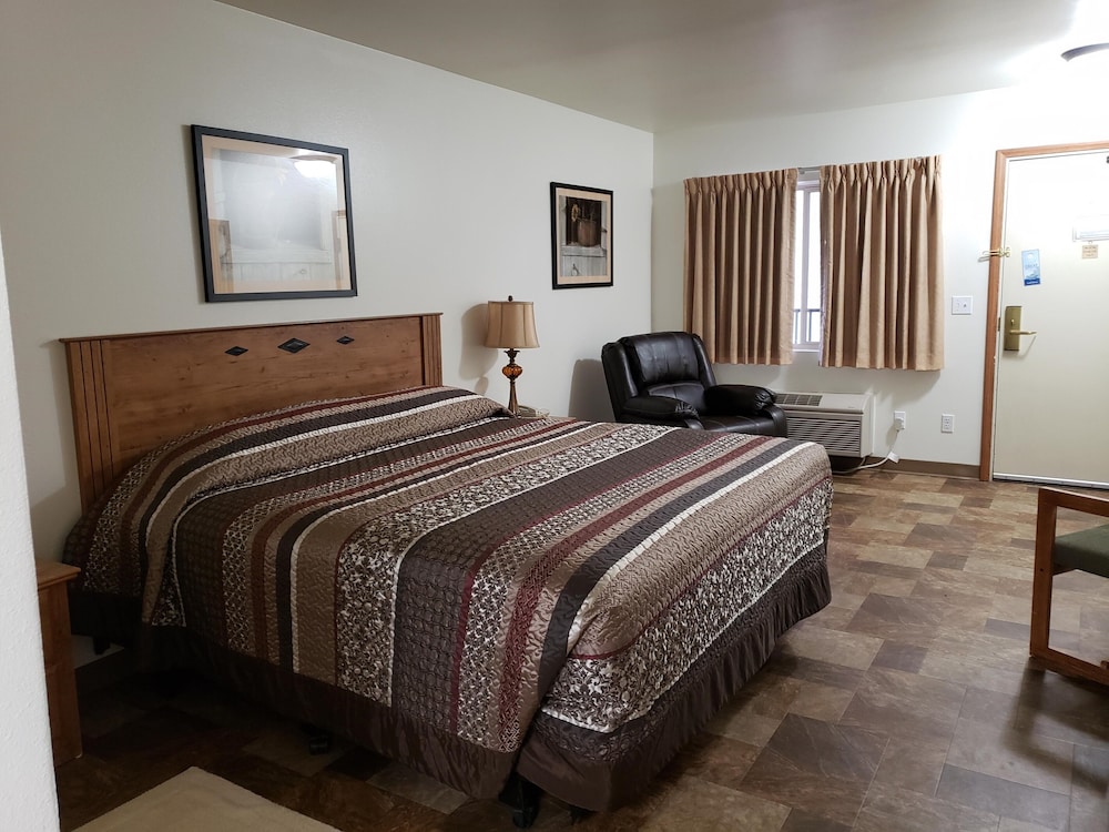 Travelodge Inn Suites Deadwood 10/73