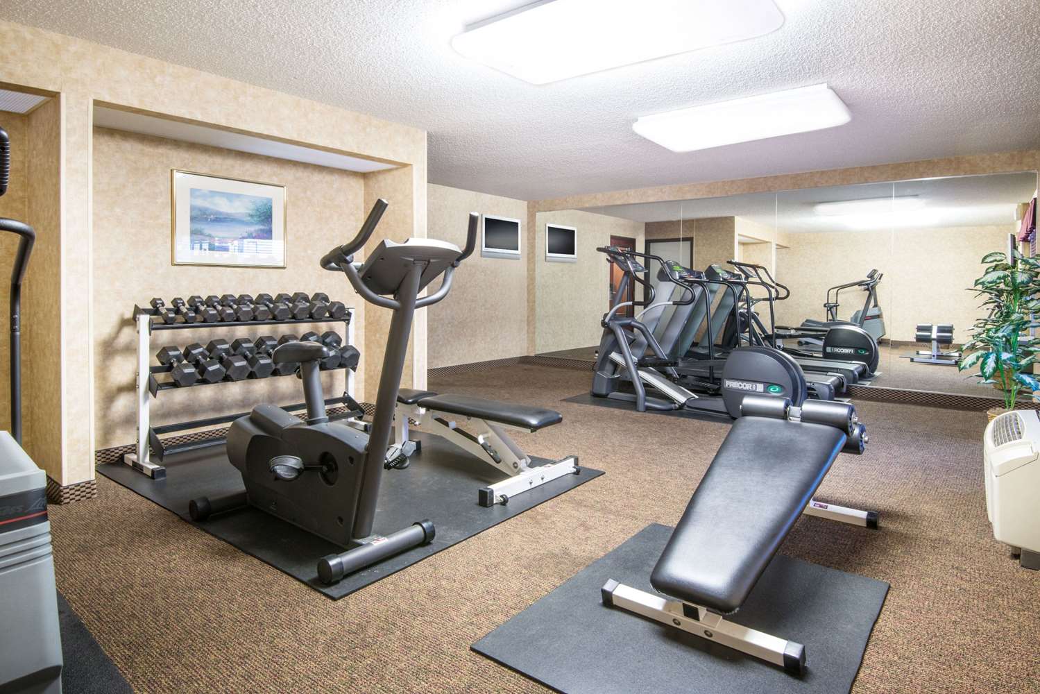 Travelodge by Wyndham Pueblo 18/25