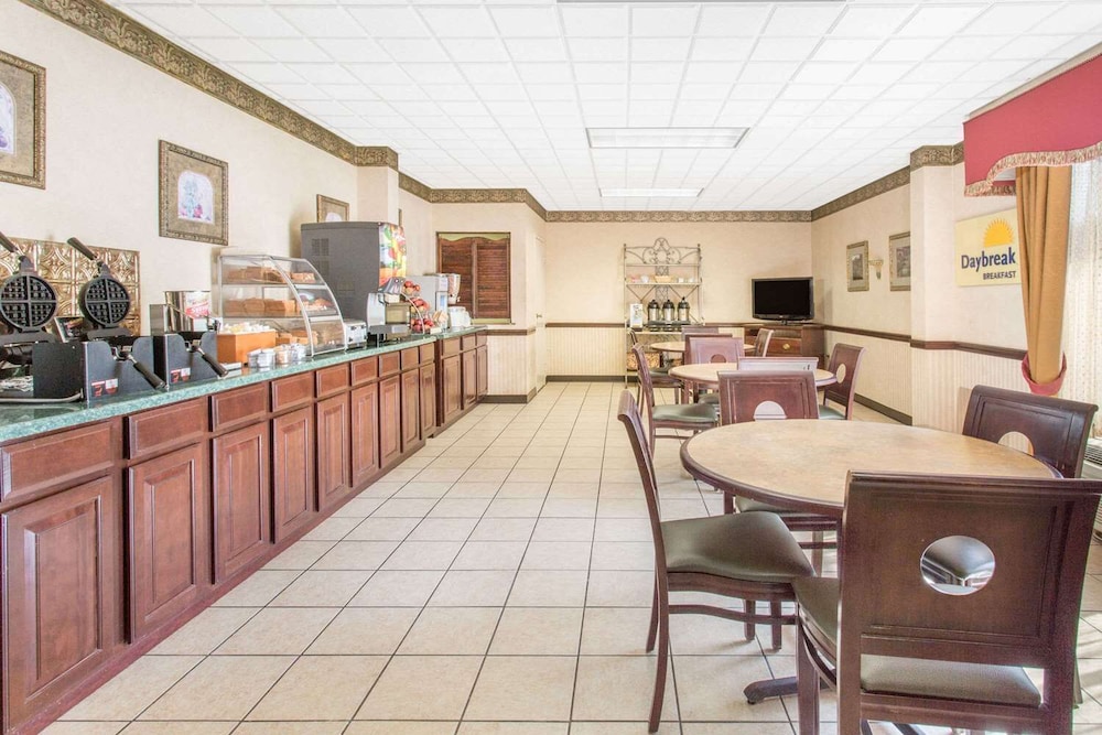 Days Inn by Wyndham Princeton 26/32