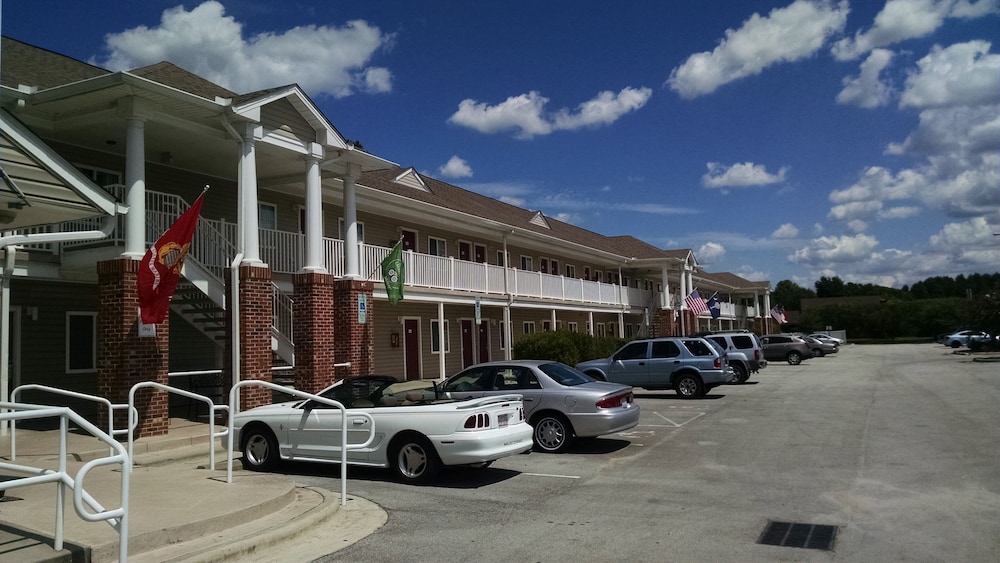 Affordable Suites of America 28/29
