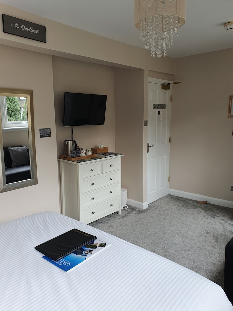 Number 80 Bed Then Breakfast 31/65