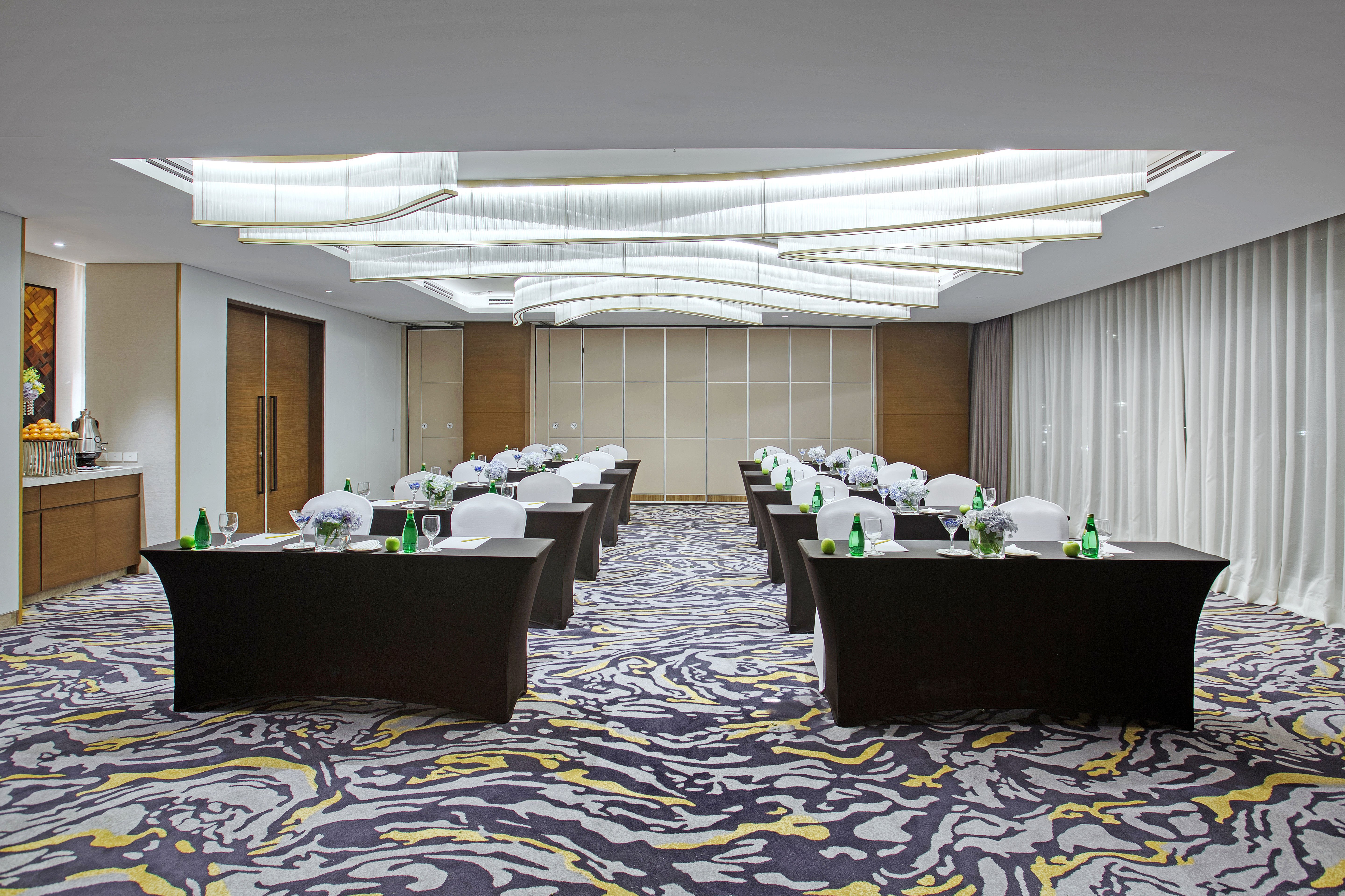 Kingsford Hotel Manila 30/34