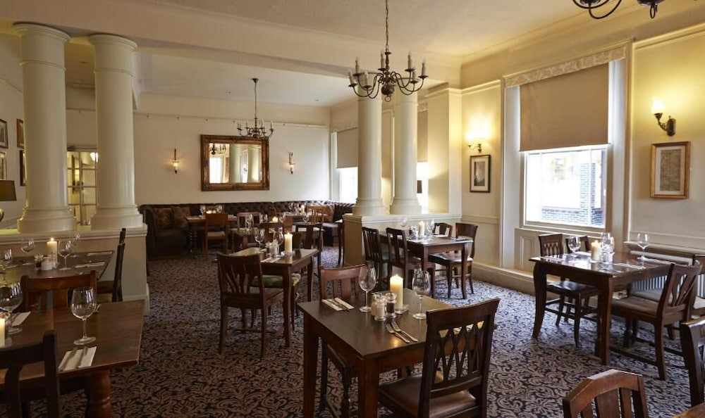 The George Hotel 37/57