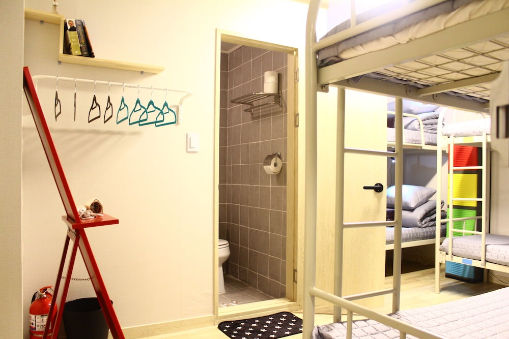 Plan A Hostel 2/34