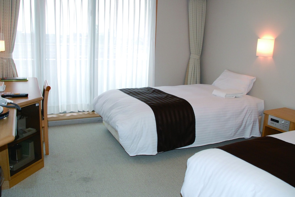 Hotel Plaza Annex Yokote 9/19