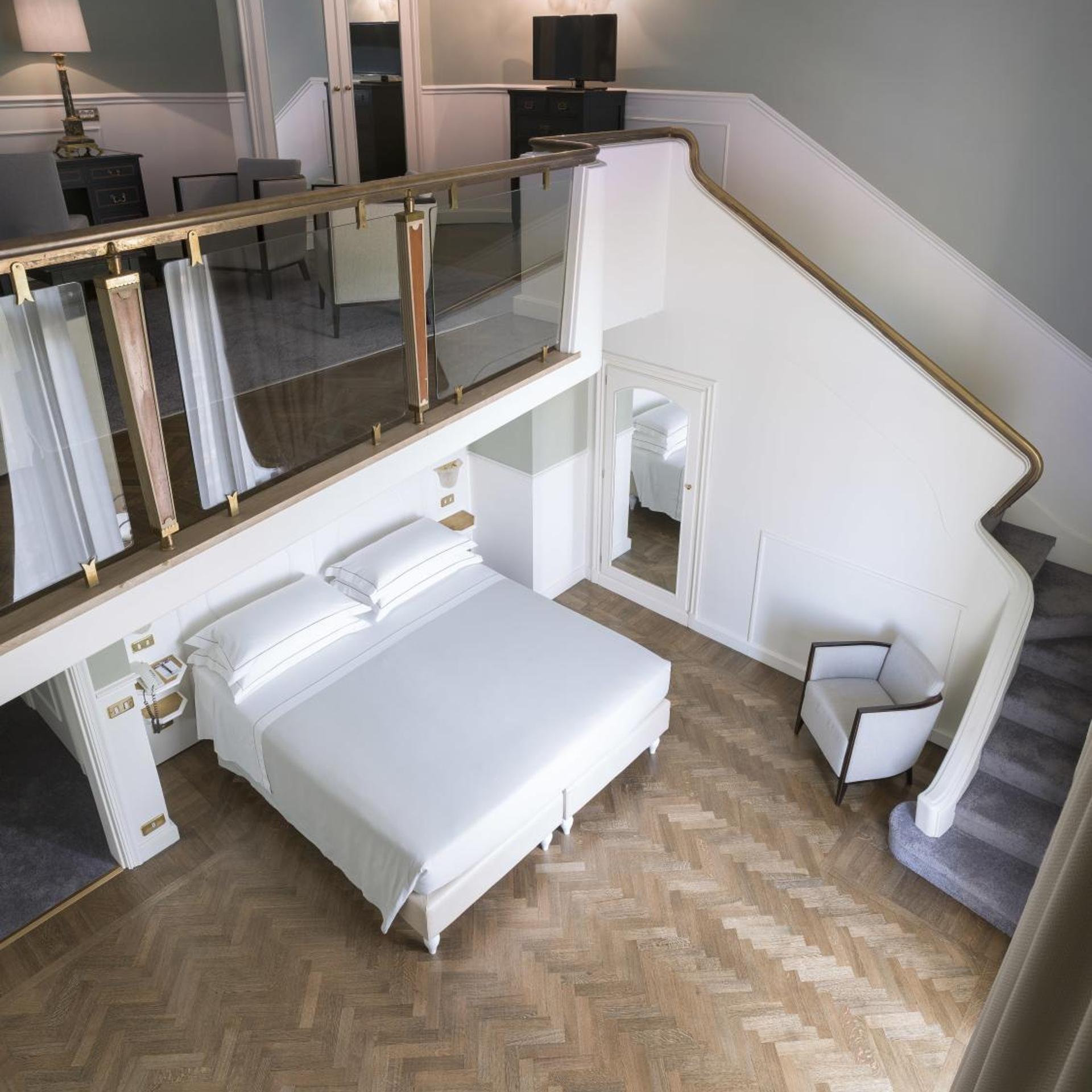 Family Suite, Two Story
