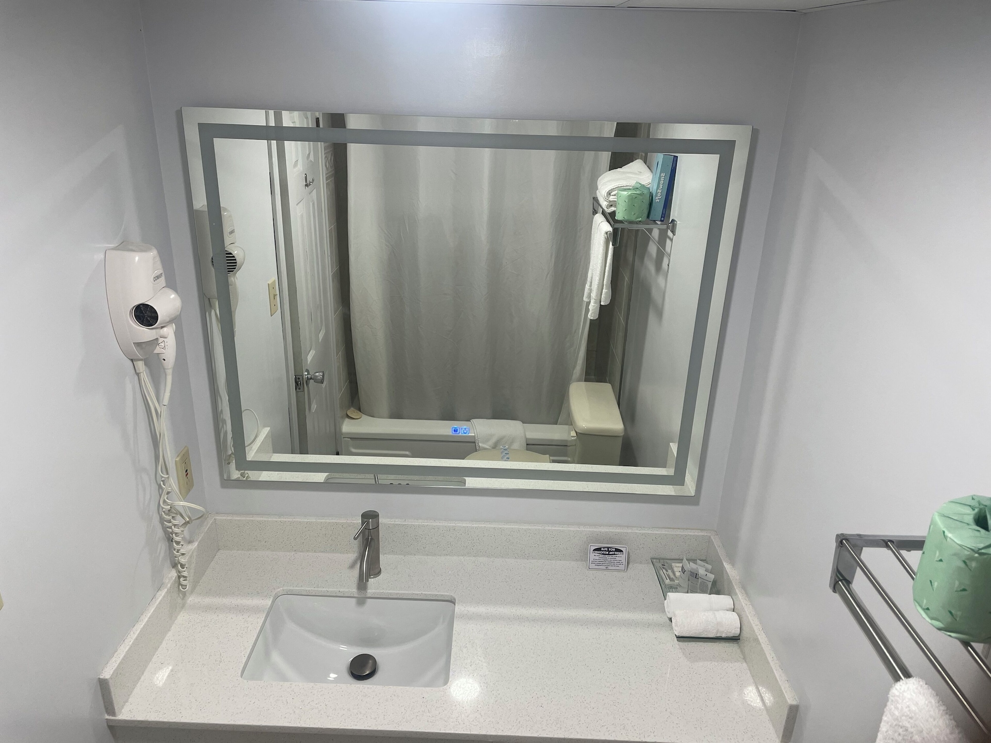 غرفة قياسية بسريرين مزدوجين، Bancroft Inn and Suites 8/8