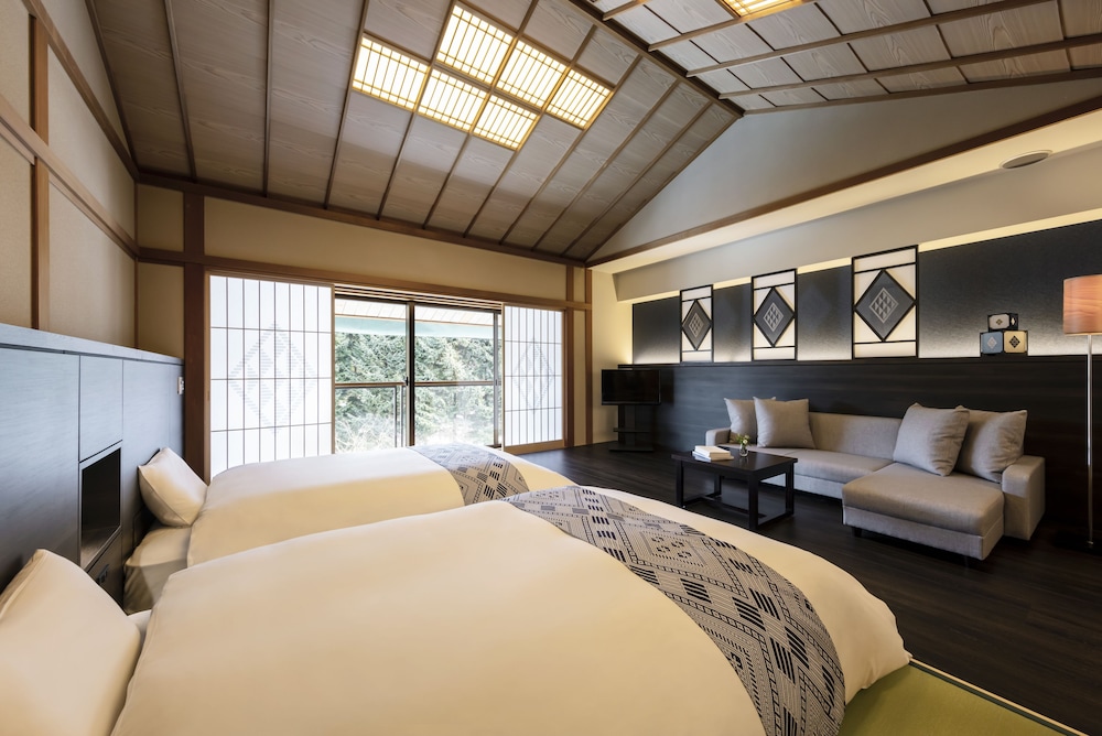 Hoshino Resorts Kai Tsugaru 15/70