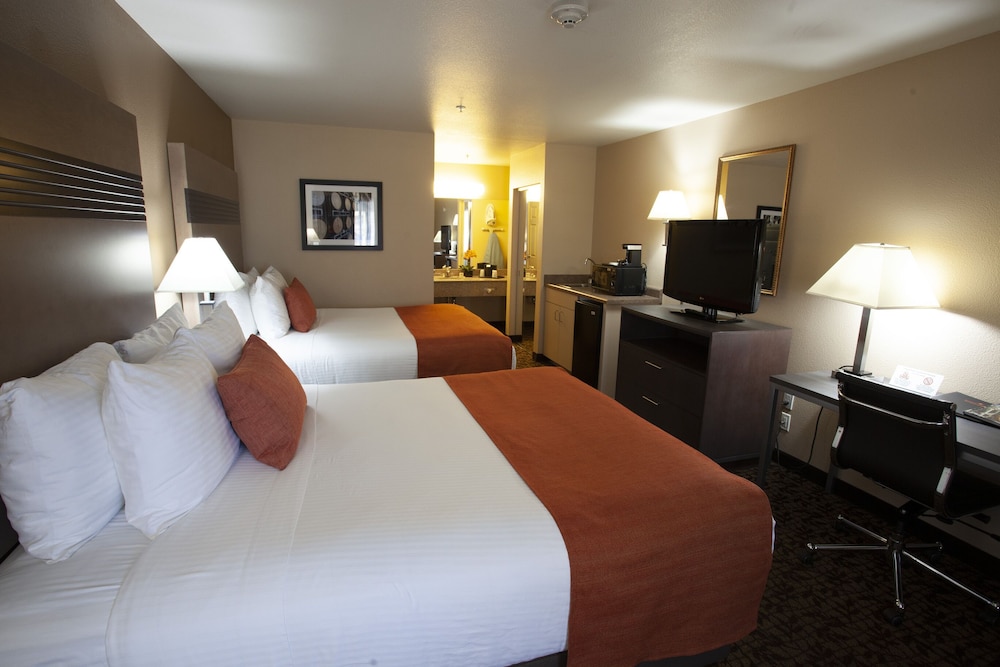 Hawthorn Suites By Wyndham Napa Valley 16/42