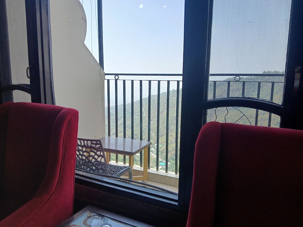 Hotel Grand Hill 21/29