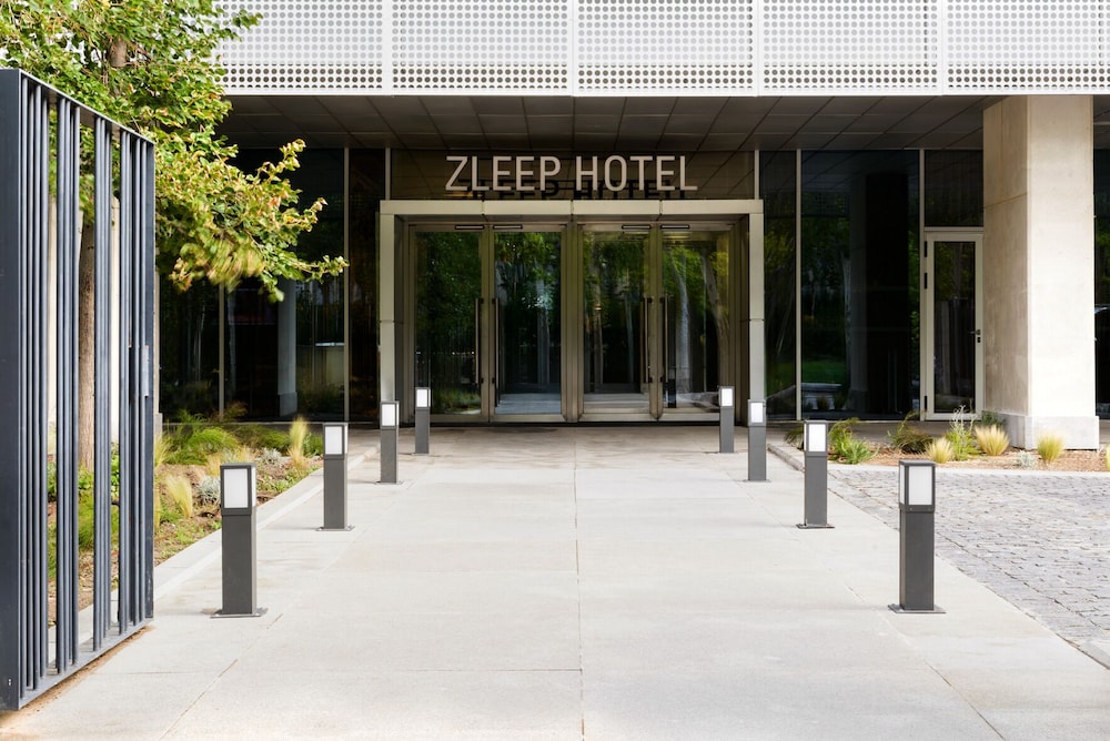 Zleep Madrid Airport 7/61