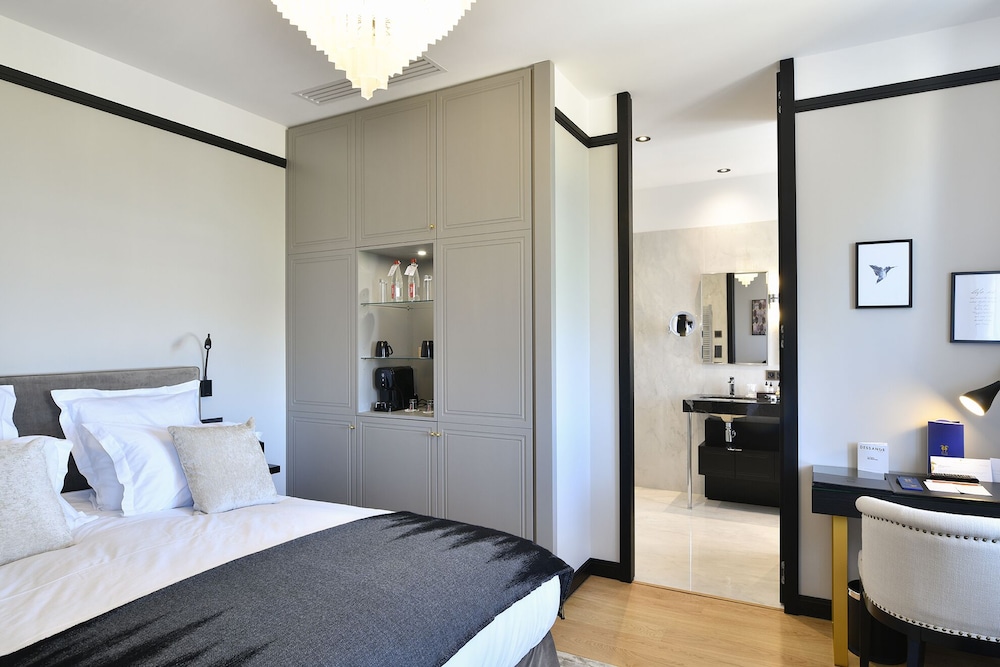 Hotel Le Touring 2/50