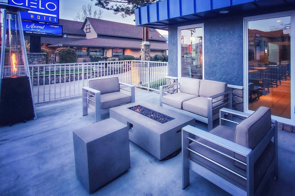 Cielo Hotel Bishop-Mammoth, an Ascend Collection Hotel 30/50