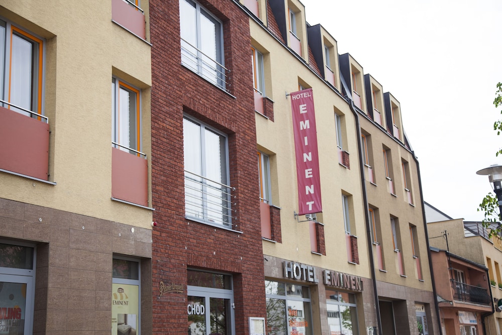 Hotel Eminent 39/45