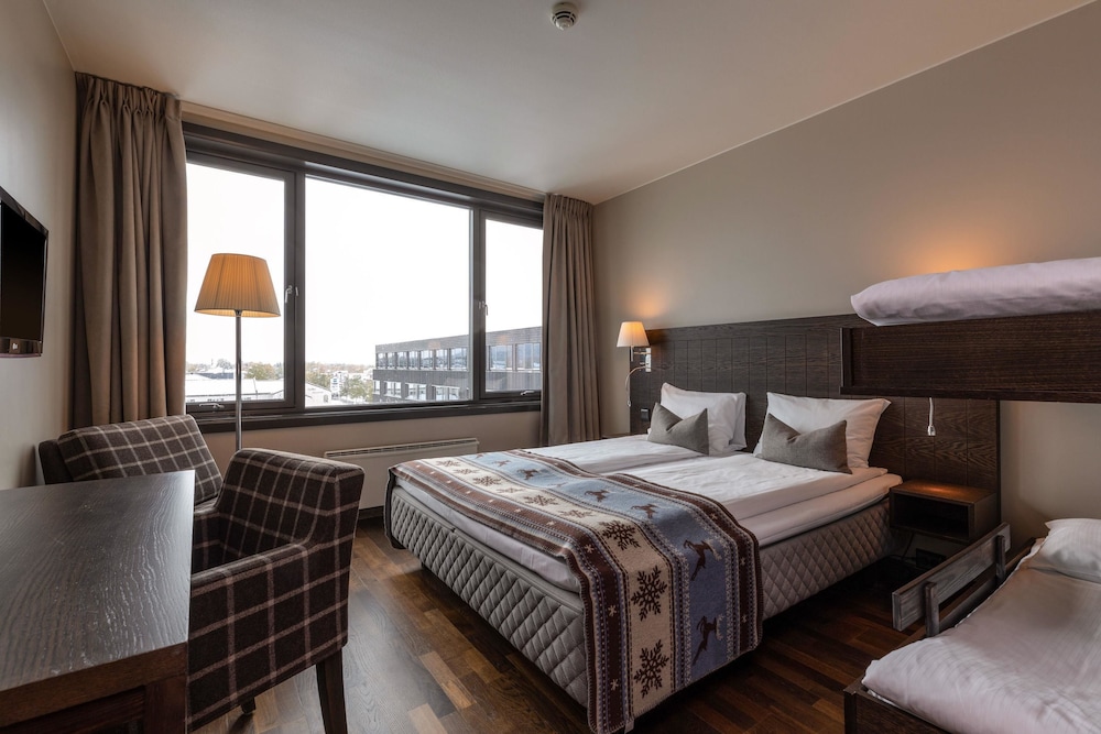 QUALITY HOTEL SKIFER 16/41