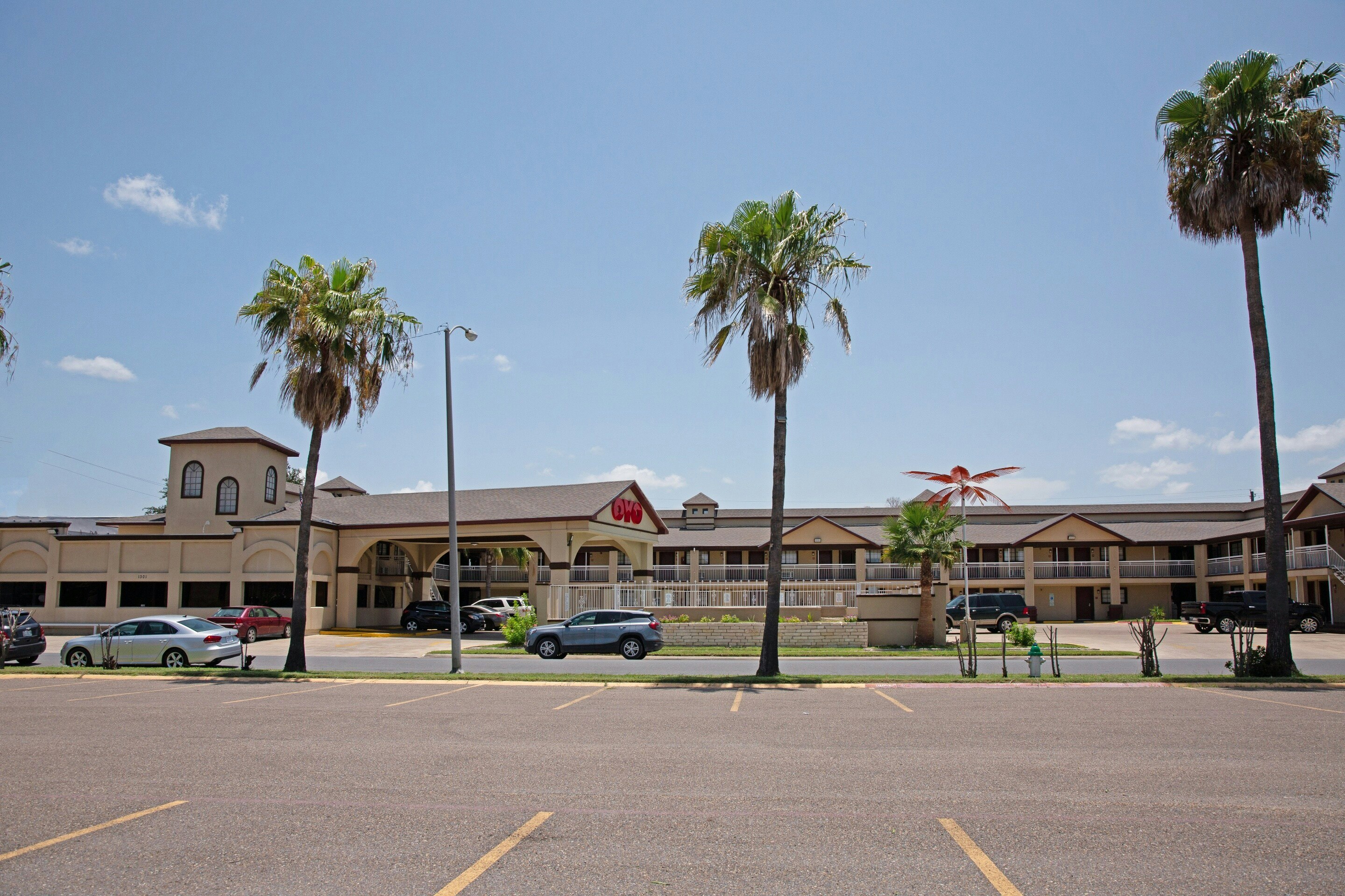 OYO Hotel McAllen Airport South 47/61