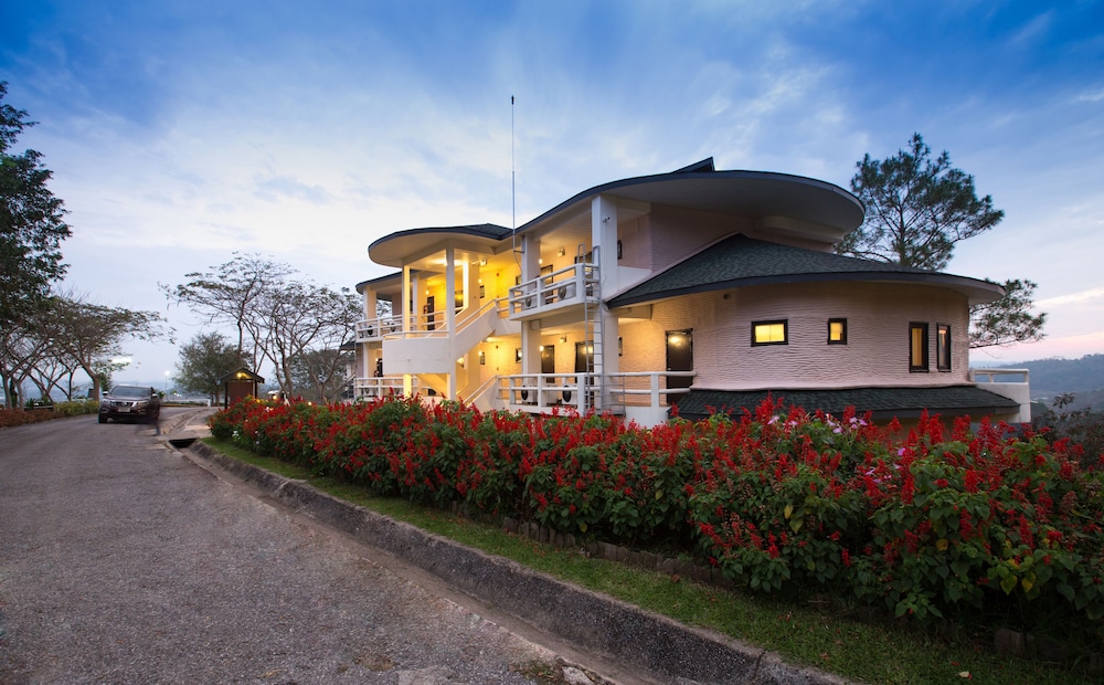 Imperial Phukaew Hill Resort 7/67