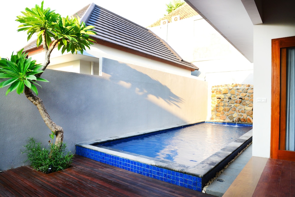 The Prime Seminyak 36/50