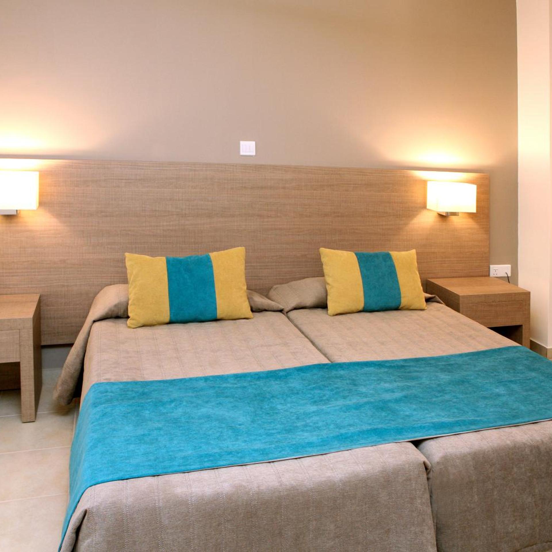 SUITE ONE BEDROOM
