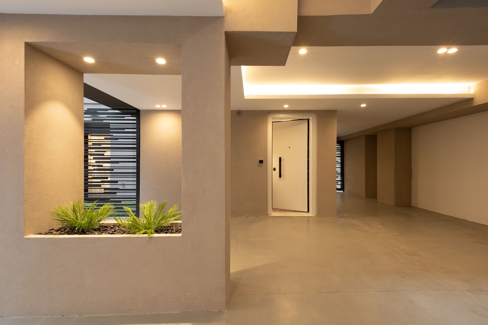 LUX&EASY Acropolis Suites 6/50