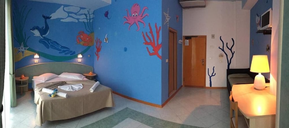 Hotel Losanna Gabicce Mare 23/59