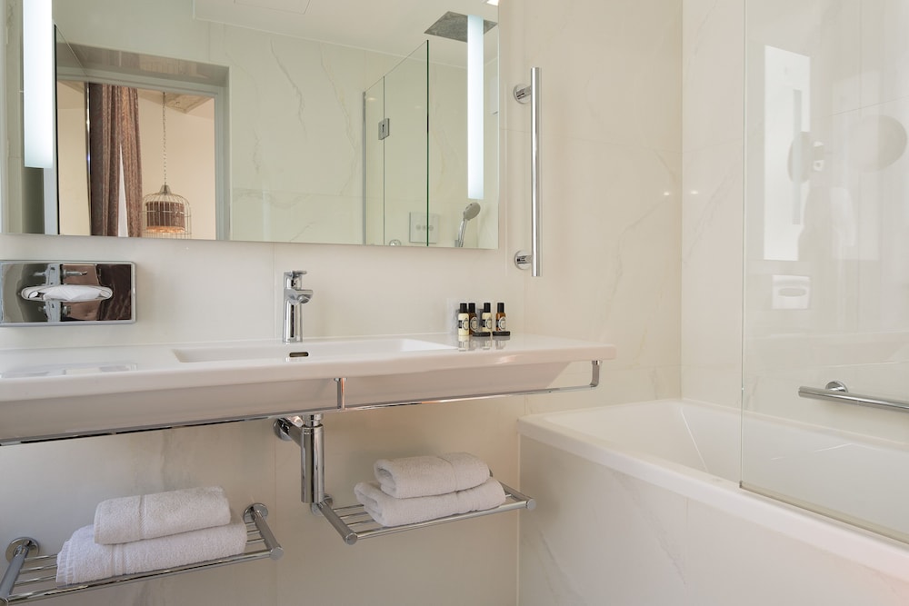 Academie Hotel Saint Germain 27/31