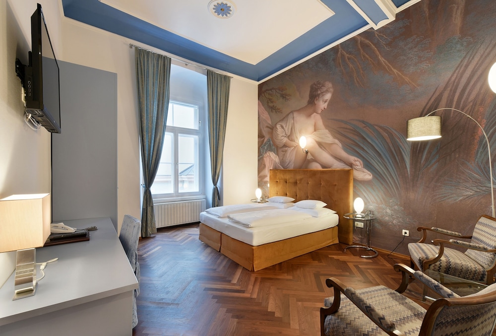 Hotel Zum Dom Palais Inzaghi 55/66