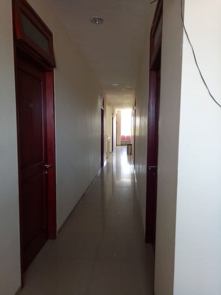 Reddoorz @ Raya Ngagel 2 26/35