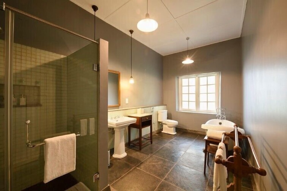 Ama Stays & Trails Tea Estate Bungalows, Munnar 13/31