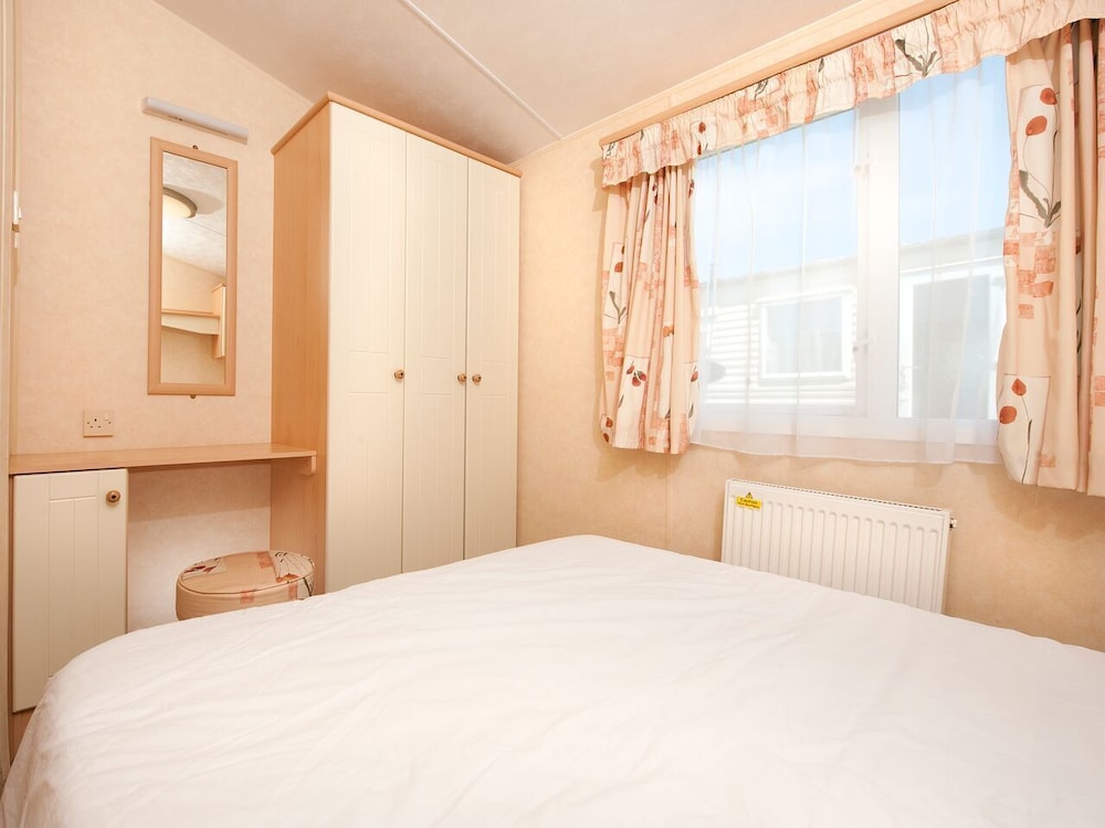 Combe Martin Beach Holiday Park 3/48