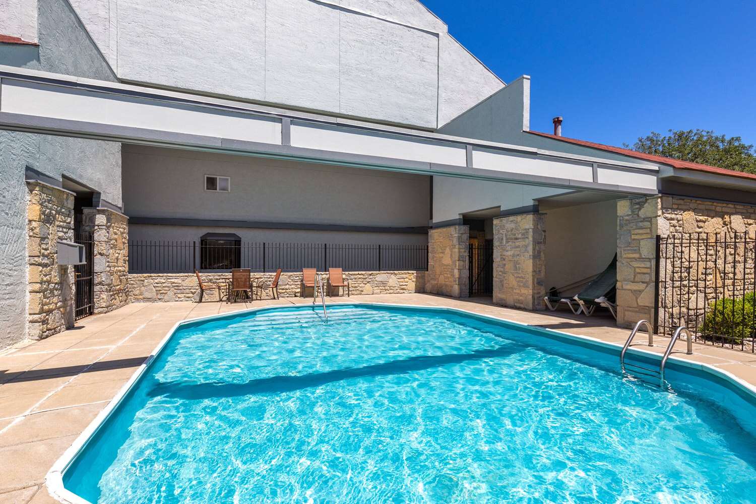 Super 8 By Wyndham Fort Mitchell Cincinnati Area 27/29