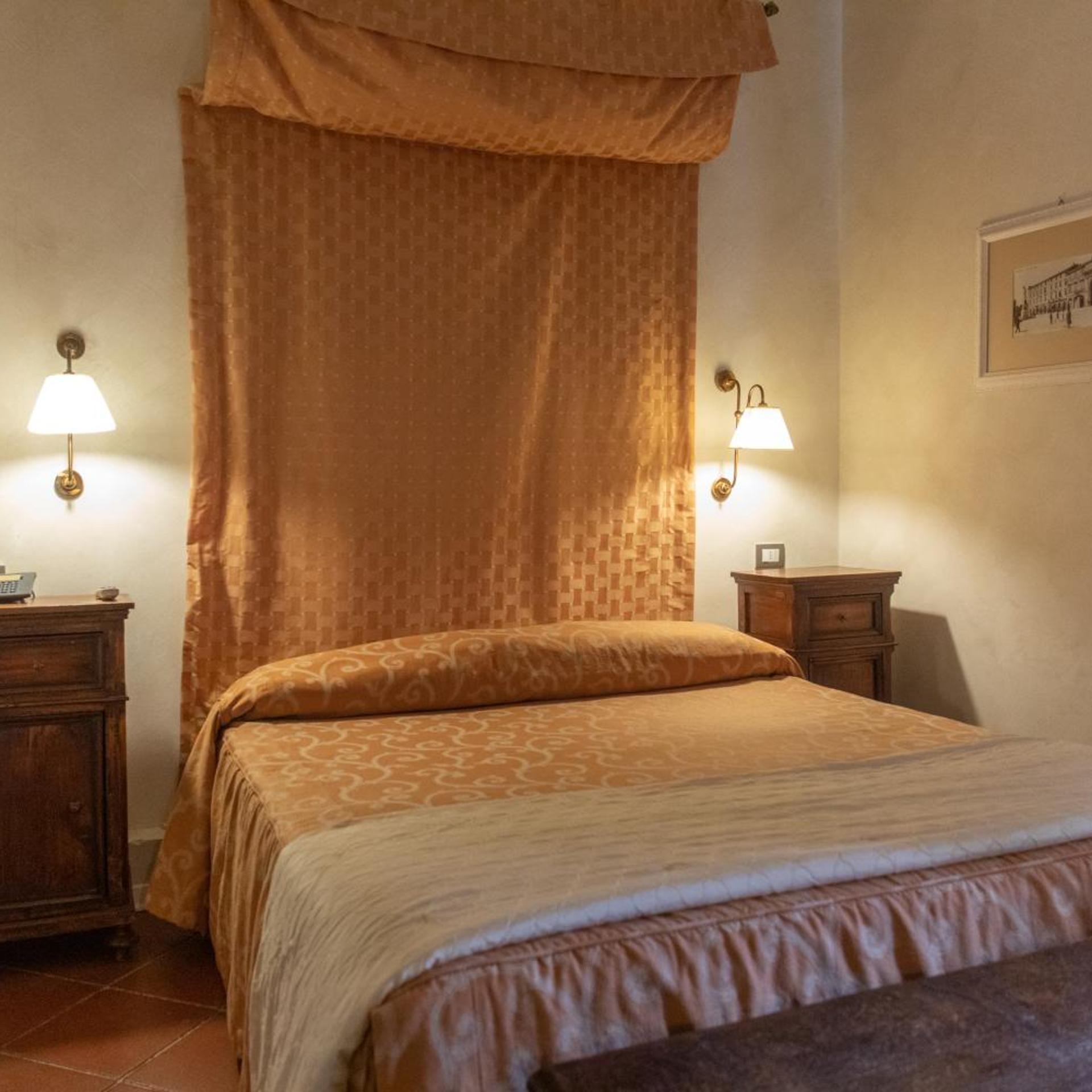 Charme, Double or Twin Bed، Hotel Clitunno 2/10