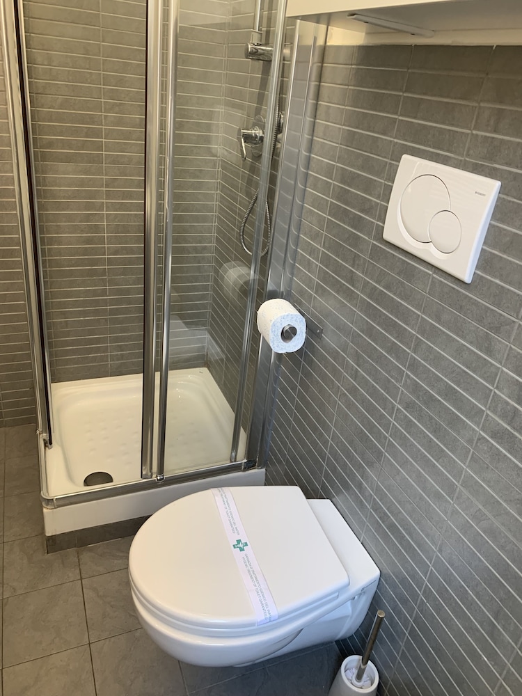 Tiburtina Suites 33/34