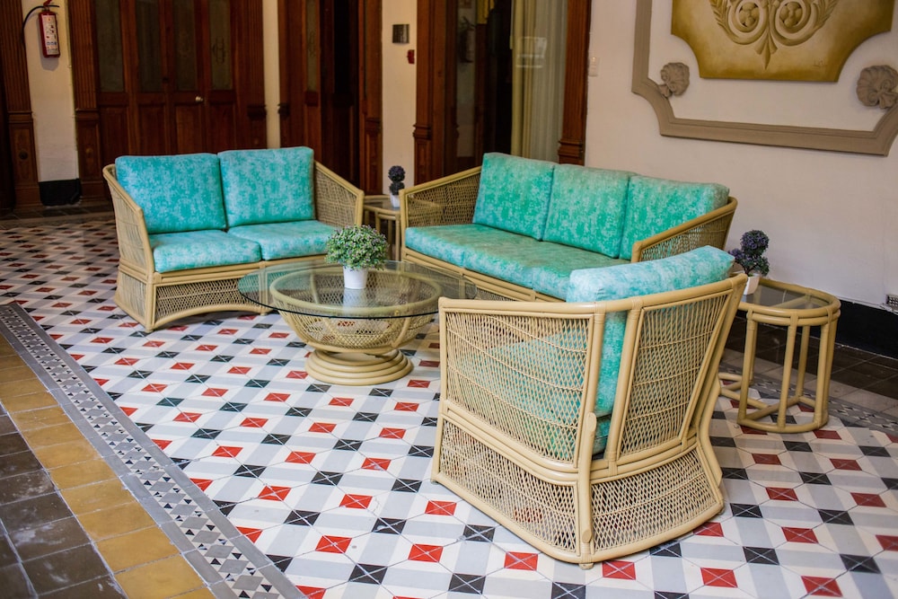 Gran Hotel de Merida 51/68