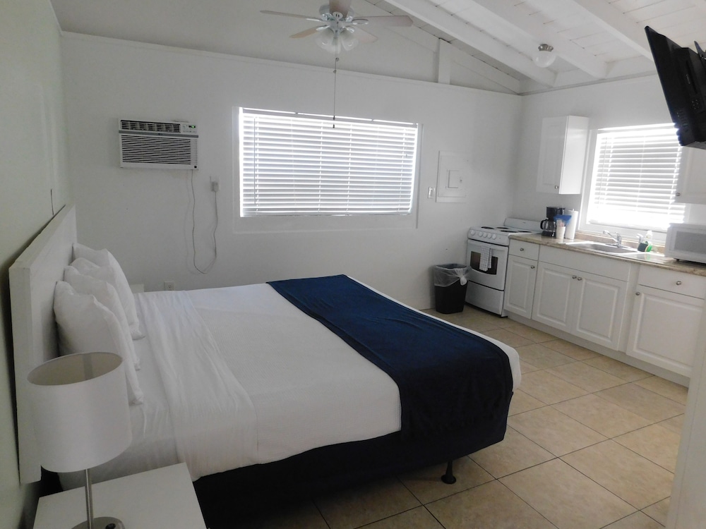 Kingsail Resort 18/59