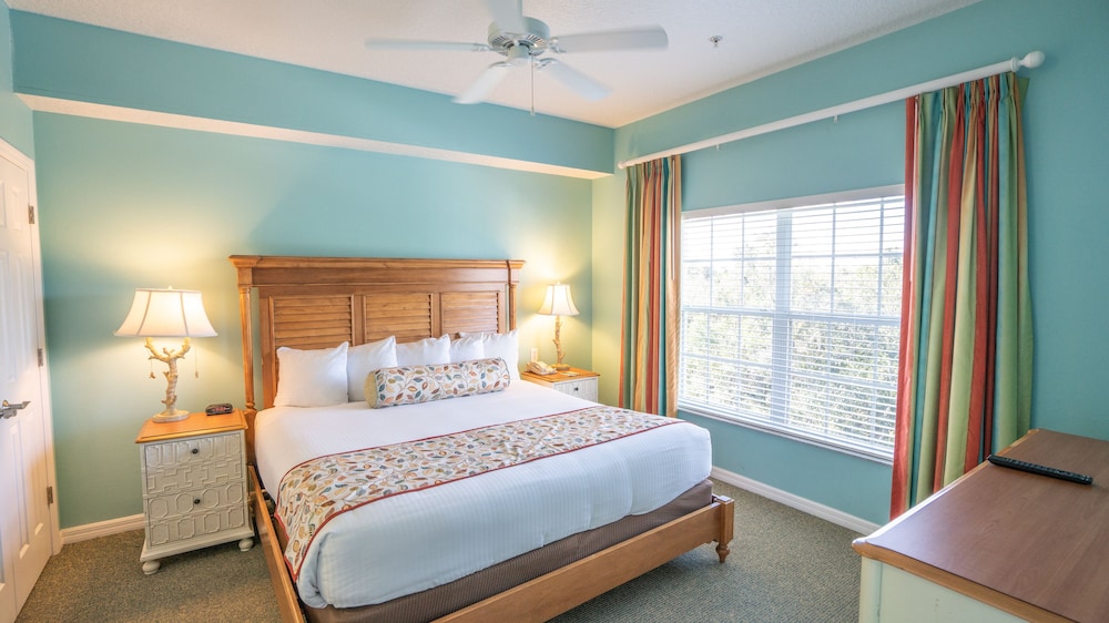 Barefoot Suites 16/69